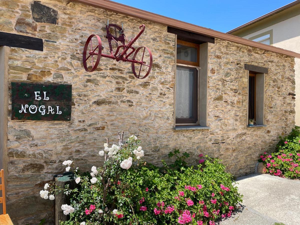 Estudio Pajar Rural Con Bonito Jardin - Los Gayoles Rural Castropol Luaran gambar