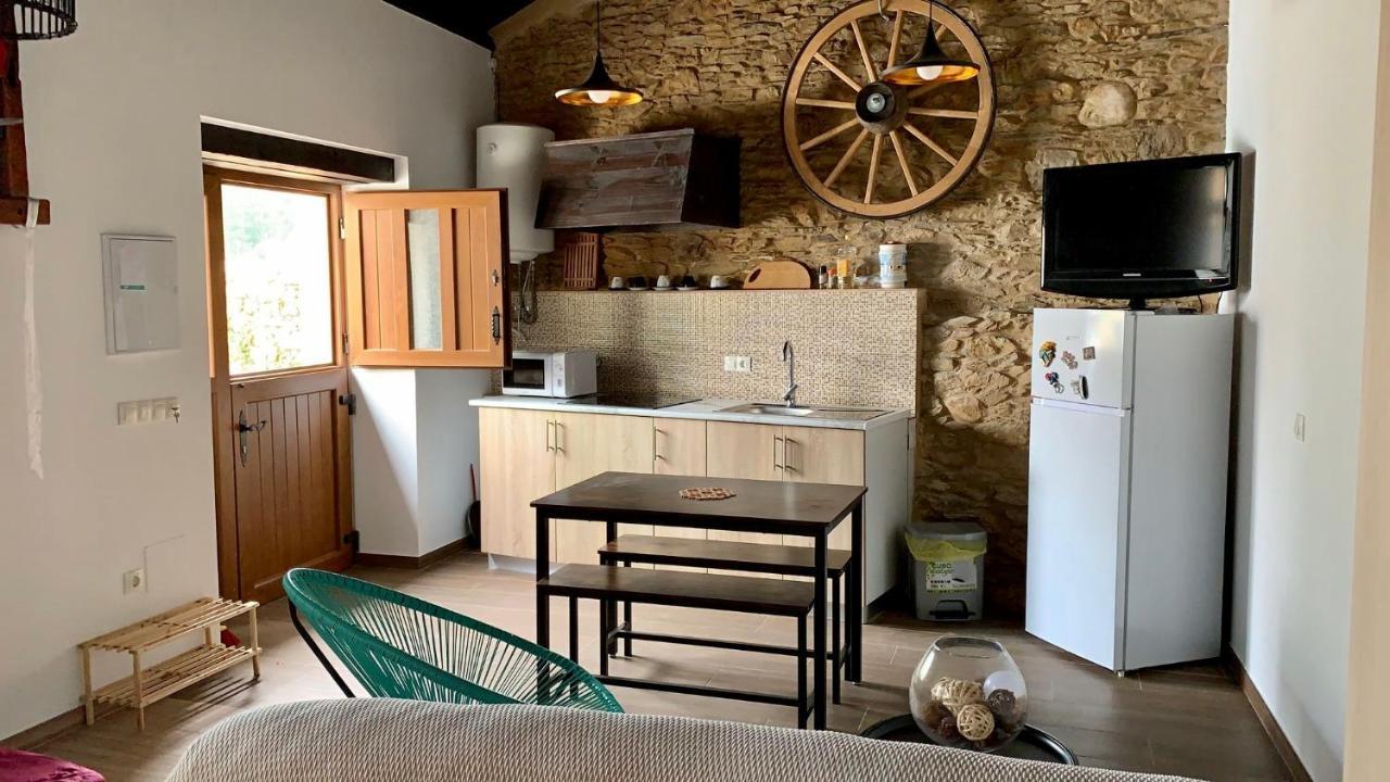 Estudio Pajar Rural Con Bonito Jardin - Los Gayoles Rural Castropol Luaran gambar